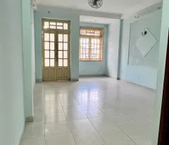Cho thuê nhà mặt tiền 621B Cách Mạng Tháng 8, Quận 10, TP.HCM