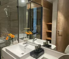 Chính chủ cần bán căn hộ 2pn Tòa nhà Landmark 1, Khu đô thị Ecopark, Swan Lake Onsen Residences