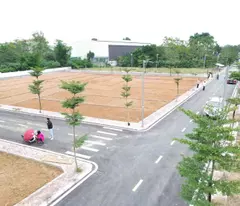 Bán 100m2 Đất Vị Trí Lõi Trung Tâm Thành Phố , Sát Cổng ĐHGQ Hà Nội , Bám Trục Chính Kinh Doanh,