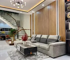 Bán nhà mặt tiền 4 tầng Tạ Quang Bửu ngang 5m gần chợ - 0931172218