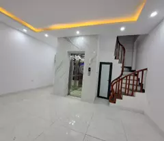 SIÊU PHẨM - TRUNG TÂM ĐỐNG ĐA - 6 TẦNG THANG MÁY MỚI TINH - HAI THOÁNG - GẦN Ô TÔ VÀI BƯỚC CHÂN RA