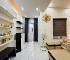 Bán nhà mặt phố Nguyễn Duy Trinh, Q9, Thủ Đức, TP HCM. DT 75m2, 4 tầng. Giá 7.8 tỷ.