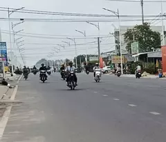 BÁN NHÀ GỐC 2 MẶT TIỀN NGUYỄN CHÍ THANH – SÁT BÊN CHỢ LONG HOA, TÂY NINH