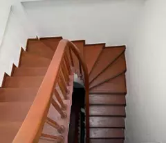 GỐC LÕI ĐỐNG ĐA - NGÕ NÔNG BA GÁC - LÔ GÓC HAI THOÁNG - NĂM TẦNG KIÊN CỐ - NỘI THẤT SANG XỊN - SỔ