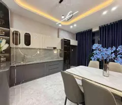 Bán nhà MTKD ngay chợ Nguyễn Tư Giản 80m2 6 lầu đẹp có thang máy KD đa nghề 14.5 tỷ.