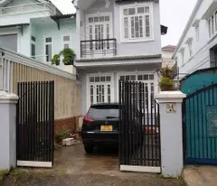 Cho thuê nhà 3 phòng 10 triệu/tháng Hùng Vương phường 9 Đà Lạt