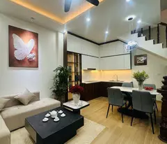 VIP BA ĐÌNH - HÀNG XÓM VIN GALLERY - NGÕ BA GÁC TRÁNH - CÁCH PHỐ VÀI BƯỚC CHÂN - FULL NỘI THẤT -
