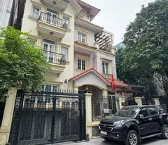 🏢 BÁN BIỆT THỰ LÔ GÓC KĐTM CẦU GIẤY - TRẦN THÁI TÔNG - 240 M2 - VỈA HÈ 3M - 126 TỶ