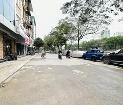 🏡 TÒA VĂN PHÒNG MẶT PHỐ QUAN HOA - CẦU GIẤY - 8 TẦNG HẦM - VIEW SÔNG - THÔNG SÀN KINH DOANH