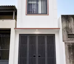 EM ĐANG CÓ CĂN NHÀ MỚI 2 TẦNG KHU BÀN CỜ TTTP HẺM MẠC ĐĨNH CHI - PHƯƠNG NHA TRANG