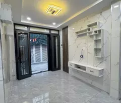EM ĐANG CÓ CĂN NHÀ MỚI 2 TẦNG KHU BÀN CỜ TTTP HẺM MẠC ĐĨNH CHI - PHƯƠNG NHA TRANG