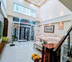 bán nhà 4 tầng hẻm xe hơi gần Phú Mỹ Hưng, sổ hồng riêng hoàn công đầy đủ
