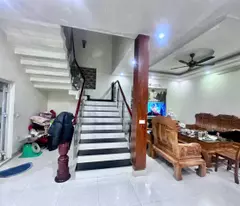 Nhỉnh 8 tỷ đường- Ô tô thông dt rộng  50m2 x 4 tầng, mặt tiền 5m -lý tưởng kê đồ rất đẹp
