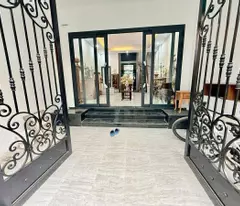 Bán nhà phố Vạn Bảo, Ba Đình 38m, 6 tầng, mt 4.6m. Giá: 23.9 tỷ. LH: 0937158386