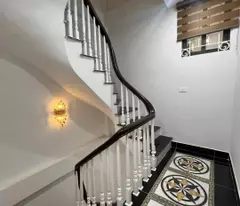 Cho thuê nhà, THANG MÁY, 82m2- 4T, Nguyễn Tuân, Vũ Trọng Phụng -32 tr