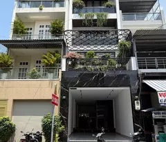 BÁN NHÀ MỚI 5 TẦNG MẶT TIỀN ĐƯỜNG LÂM VĂN BỀN – Q.7