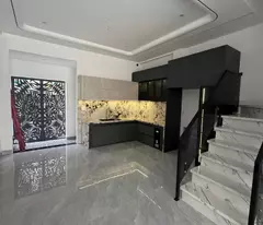 BÁN NHÀ MỚI 5 TẦNG MẶT TIỀN ĐƯỜNG LÂM VĂN BỀN – Q.7