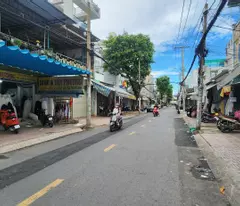 Cho Thuê Nhà Mặt Tiền KHU CHỢ VẢI SẦM UẤT Q.Tân Phú 132m², NGANG 6M -