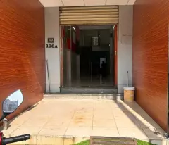 Bán nhà mt kinh doanh Nguyễn Hữu Thọ, thị trấn Bến Lức dt 56,7m2 3 lầu 4pn, 3wc giá 5,45 tỷ