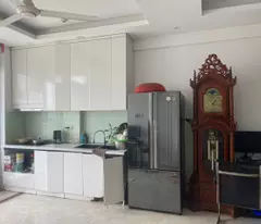 Chính chủ căn hộ chung cư toà b10b nam trung yên, nguyễn chánh.
3 phòng  ngủ, 1 khach, 1 VS
