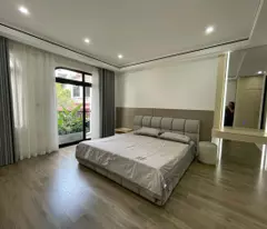 Bán nhà Nguyễn Văn Linh 45m 6 tầng thang máy MT4.2m gara ô tô nhỉnh 12 tỷ