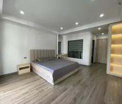 Bán nhà Nguyễn Văn Linh 45m 6 tầng thang máy MT4.2m gara ô tô nhỉnh 12 tỷ