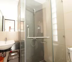 Cho thuê căn hộ dịch vụ ở Linh Lang có ban công giá 7,5 triệu
