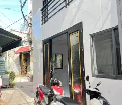 Nhà góc,mới 2 tầng hẻm thông đường Hưng Phú P10Q8. Giá 3.39 tỷ