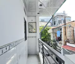 Nhà góc,mới 2 tầng hẻm thông đường Hưng Phú P10Q8. Giá 3.39 tỷ