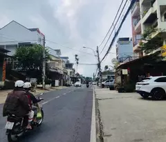 Chính Chủ cần bán nhanh nhà 6 tầng, mặt tiền đường lớn, kinh doanh khách sạn