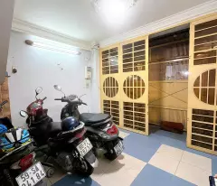 MẶT TIỀN VÍP - SÁT QUẬN 1 -  KINH DOANH ĐA NGÀNH  - MẶT TIỀN 1 MẶT HẺM ÔTÔ.