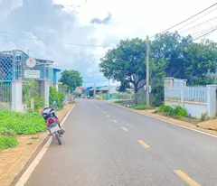 Tổng 4.200m2 ( ngay khu trung tâm sầm uất của đức trọng, lâm đồng )