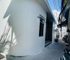 Bán căn góc 2 mặt tiền trung tâm Nha Trang, cách Champa Island 400m. DT 78m2 giá chỉ 2 tỷ 850tr