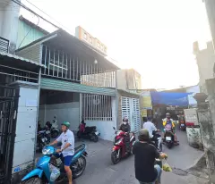 Nhà mặt tiền gần vòng xoay An Phú - Vị trí vàng kinh doanh - Giá chỉ 2,95 tỷ - Khu vực sầm uất