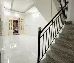 Nhà 52m2 đất công nhận đủ hẻm 1619 Phạm Thế Hiển P6Q8