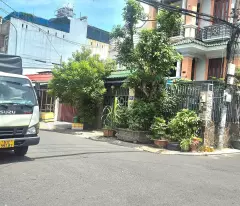 Tòa biệt thự, có hầm siêu VIP lô góc 2 MT nhựa 12m Nguyễn Thị Thơi, Quận 12.