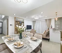 Bán Duplex sân vườn hiếm tại Masteri Thảo Điền Quận 2 – 140m²,view hồ bơi,nội thất mới,giá 20 Tỷ