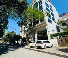 BÁN NHÀ MẶT NGÕ 34 XUÂN LA TÂY HỒ - VỊ TRÍ ĐẸP Ô TÔ TRÁNH DỪNG ĐỖ KINH DOANH: DT 150M2 - 68 TỶ
