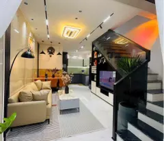 BÁN NHÀ SÁT MẶT TIỀN LÝ THÁI TỔ