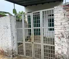Tôi có căn nhà xây thô trên miếng đất có diện tích 77m sát công nghệ cao Hòa Lạc cần bán giá 3 tỷ.