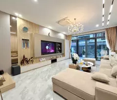 Bán Nhà Mặt Tiền Kinh Doanh Ngang 9M Sổ Đẹp 3 Tầng 150M2 Giá Chỉ 23,49 Tỷ Tl