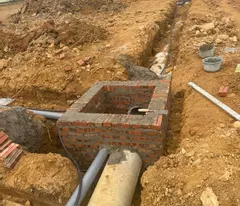 Tôi cần bán mảnh đất đẹp 100m2, mặt tiền 5,97m, đường rộng 15m tại Phú Cát, Hà Nội, giá 2,2 tỷ.