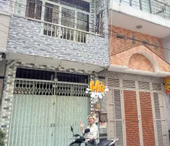 CHỈ 8 TỶ - CHÍNH CHỦ CHƯA QUA ĐẦU TƯ MẶT TIỀN XE HƠI ĐẬU CỬA ĐƯỜNG SỐ NGAY NHÀ THI ĐẤU TDTT TÂN