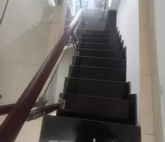 Nhà phố 3 tầng hẻm 6m sát chợ Hiệp Bình Thủ Đức sẵn nguồn thu lớn, 67m2, ngang 6m, dài 11m, 8.5 tỷ