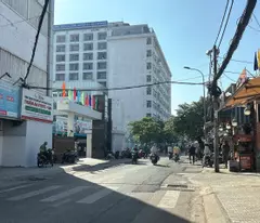 Bán nhà MTKD đa nghề ngang 4.4m 101m2 3 lầu ngay chợ Gò Vấp Nguyễn Văn Nghi chỉ 13.5 tỷ.