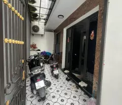 BÁN NHÀ 3 TẦNG NGÕ 2 CHỢ HÀNG CŨ - BỐT TRÒN