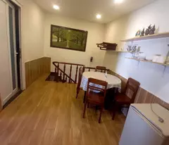 Cho thuê nhà mặt tiền Hoàng Diệu 2 phòng 8 triệu/tháng