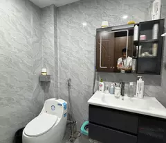 Bán nhà Hoa Lâm 64m 6 tầng thang máy ngay sau GO Long Biên giá 18 tỷ