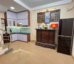 CHO THUÊ NGUYÊN CĂN PHỐ HUẾ, NHÀ ĐẸP, ĐỦ ĐỒ, 3 NGỦ, 12TR 0965549363