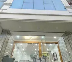 Cho thuê nhà, 111m2- 6T, Hoàng Cầu, La Thành, Đặng Tiến Đông -38 tr